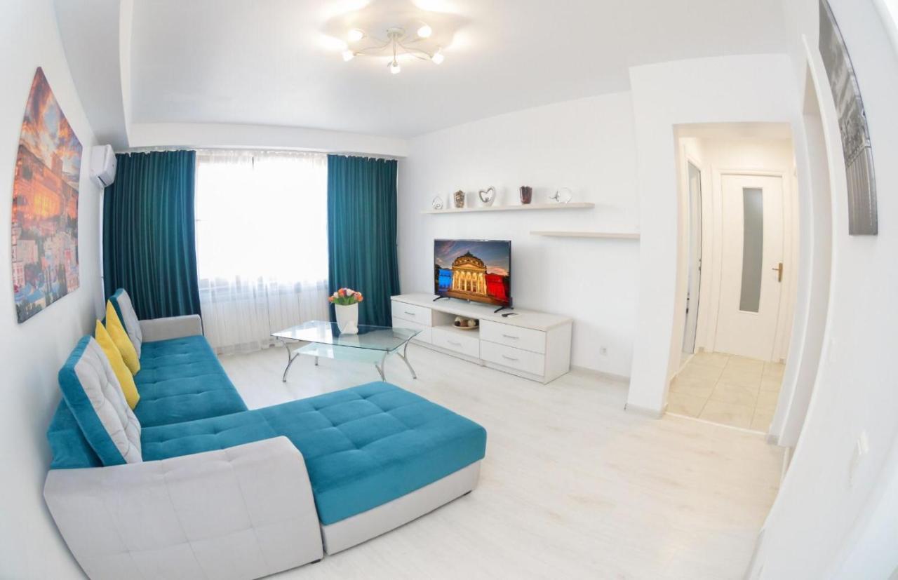 Spacious And Modern Apartment Close To Old City Бухарест Екстер'єр фото