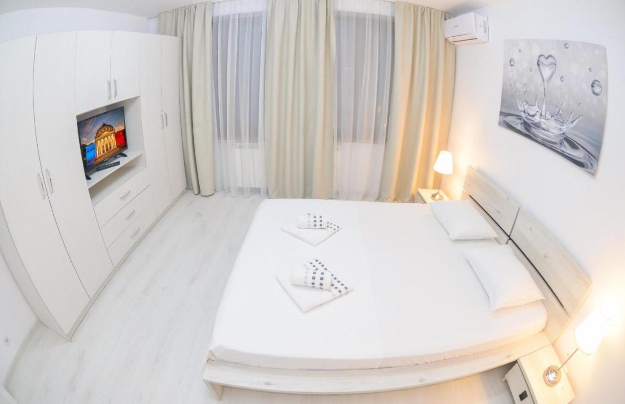 Spacious And Modern Apartment Close To Old City Бухарест Екстер'єр фото